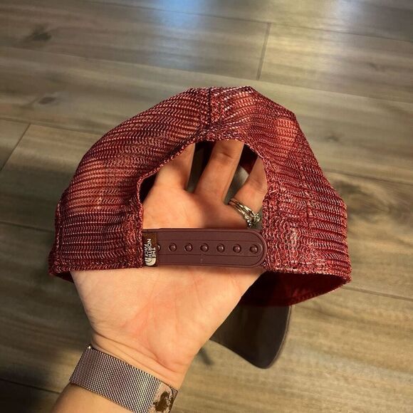 The North Face Logo Grey/ Maroon Trucker Hat Cap - Picture 3 of 5